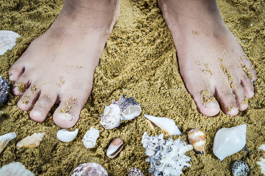 painful feet conditions kids