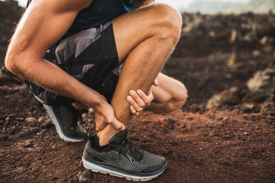 Shockwave therapy vs traditional treatment for heel pain